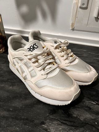 Zapatillas Asics Atlanis Talla 44 (no negociable)