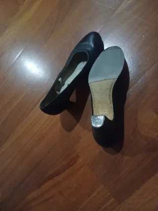 Zapatos de flamenco negros