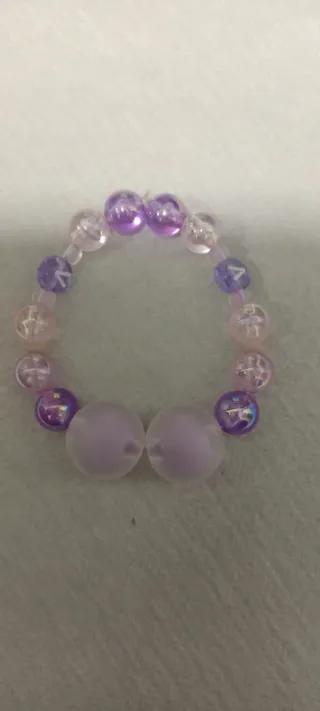 Pulsera de cuentas de colores