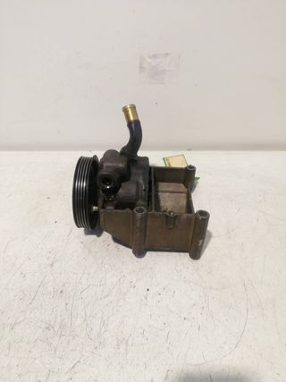 BOMBA SERVODIRECCION FORD FIESTA BERLINA