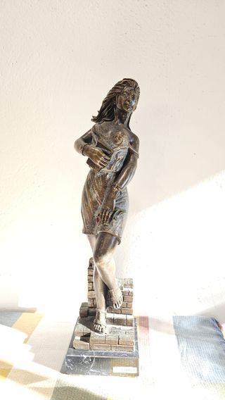 Escultura Bronce Miguel Senserrich