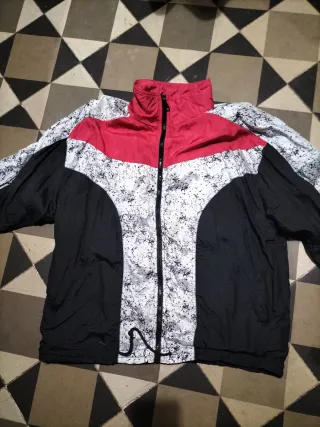 Chaqueta Vintage Negra y Roja