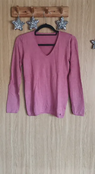 Jersey rosa cuello pico