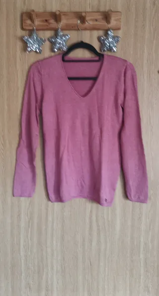 Jersey rosa cuello pico