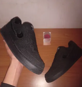 Air Force 1 x Stussy Negro