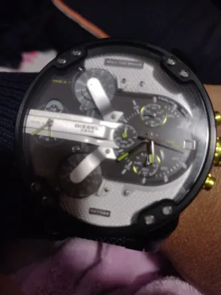 Reloj Diesel DZ7428 Negro y Dorado