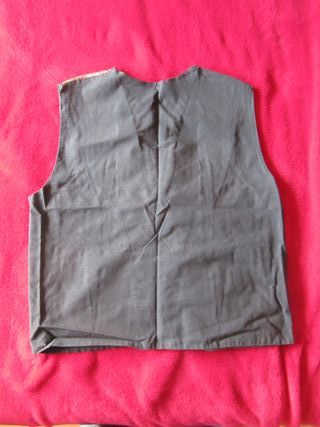 Chaleco estampado dorado y rojo (Made in India)