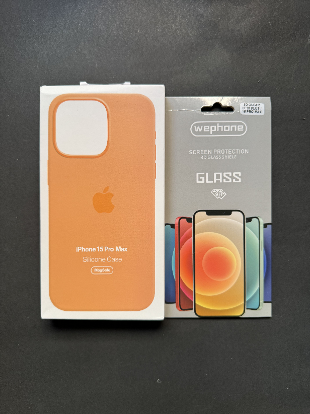 Custodia iPhone 15 Pro Max in silicone nuova 7