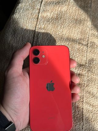 iPhone 12 Rojo