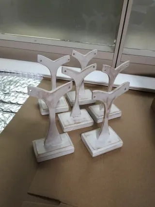 Expositores de pendientes madera