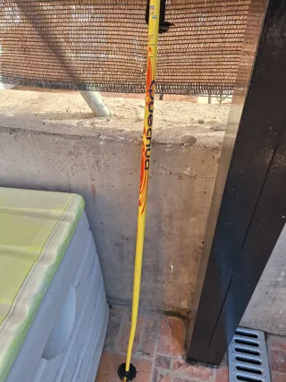 Bastones de esquí amarillos qechua