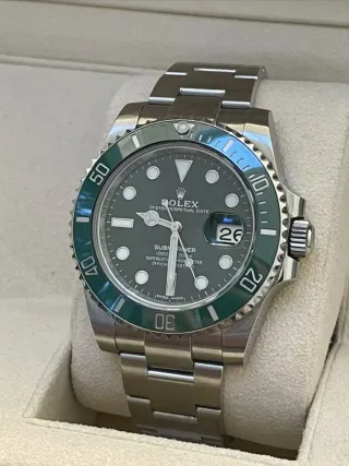 Rolex Submariner Hulk 40mm Verde