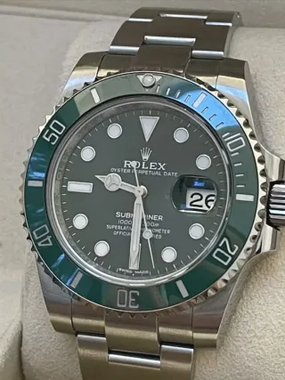 Rolex Submariner Hulk 40mm Verde