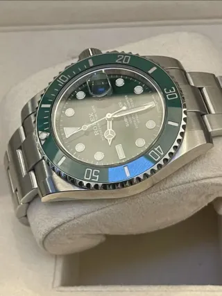 Rolex Submariner Hulk 40mm Verde