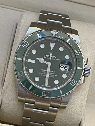 Rolex Submariner Hulk 40mm Verde