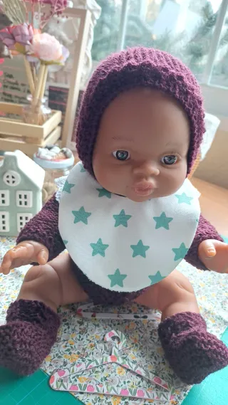 Baberos para muñeca