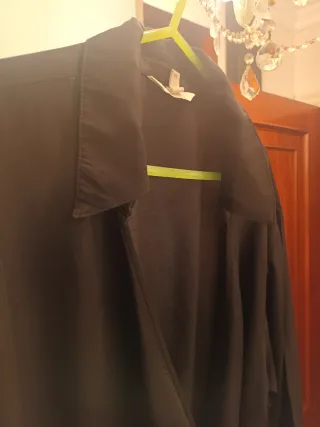 Camisa negra de viscosa