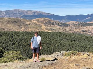 Clases particulares / Cuidador / Profe guitarra