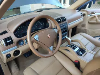 Porsche Cayenne 2005