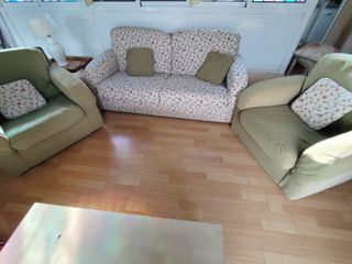 Conjunto de sofá y 2 butacas