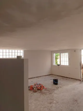 Todo tipo de reformas y reparaciones del hogar.