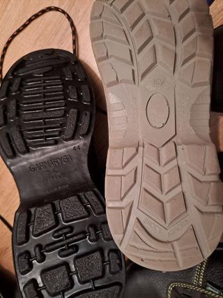 Botas y zapatos ACERO seguridad NUEVOS 43,44,45