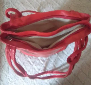 BOLSO ROJO