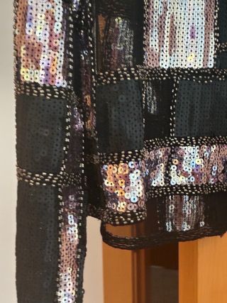 Blusa fiesta lentejuelas , que capta la luz