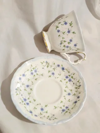 Juego de cafe o té de porcelana Inglesa Bone china