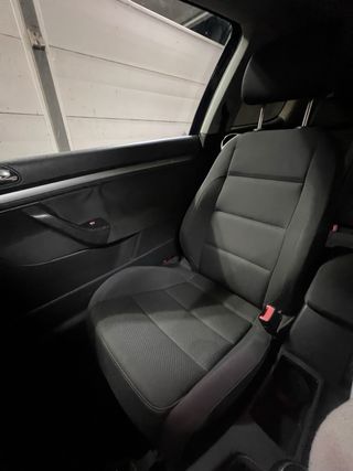 Volkswagen Golf 2004