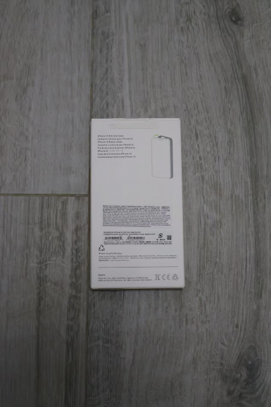 Custodia iPhone 16 Plus in silicone nuova 5