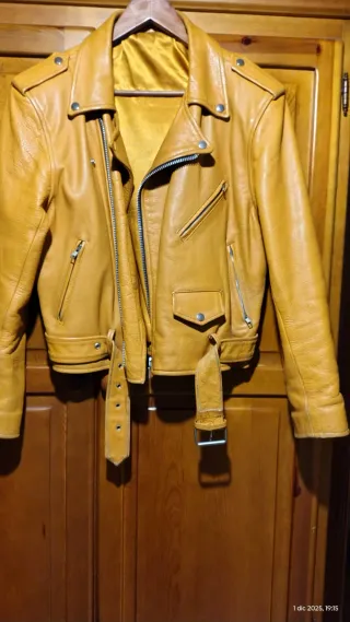 Chaqueta de cuero amarilla Talla M