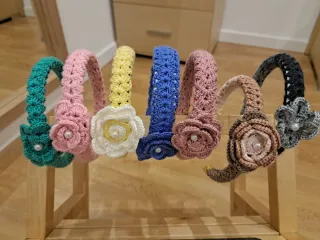Diademas tejidas a mano