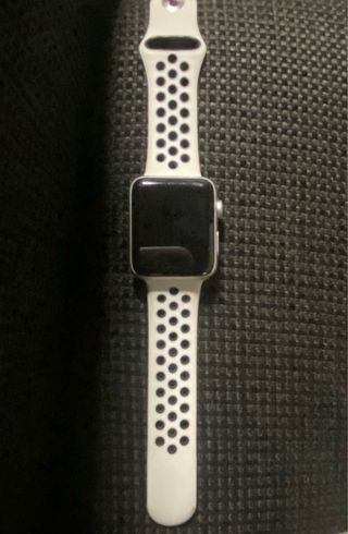 Apple Watch S2 Nike+ 42mm Plata + 2 correas