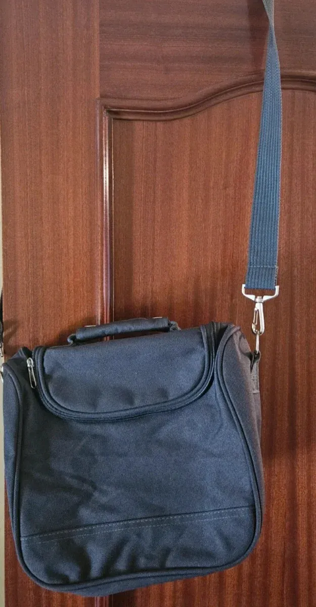 Borsa grigia molto pratica