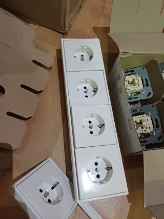 Interruptores JUNIE (20 unidades)