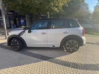 MINI Countryman 2016