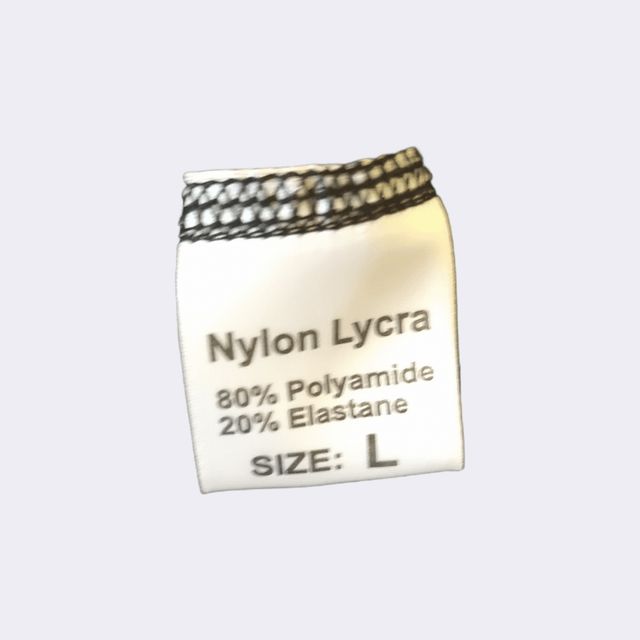 Conjunto deportivo hombre rojo y negro