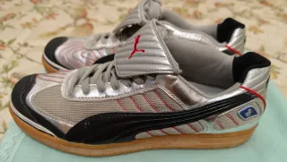 Zapatillas Fútbol Sala marca Puma LNFS