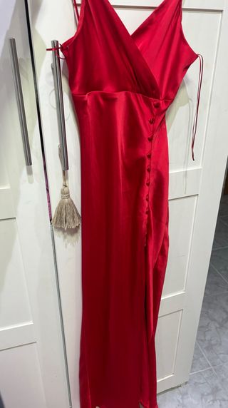 Vestido rojo Zara largo con botones
