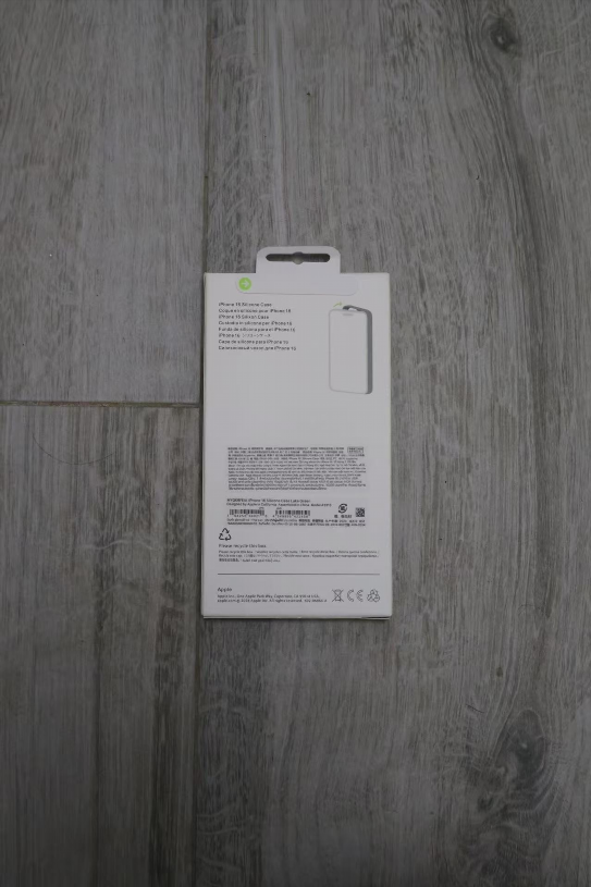 Custodia iPhone 16 Pro in silicone nuova 4