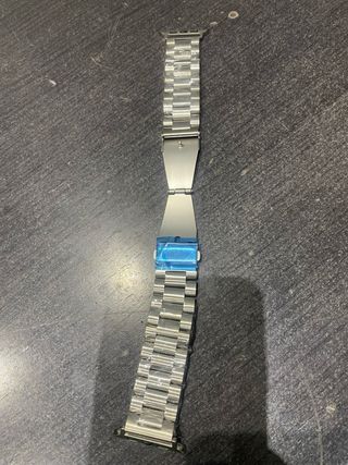 Pulsera de eslabones plateada para reloj Apple