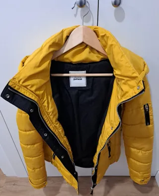 Anorak mostaza con capucha