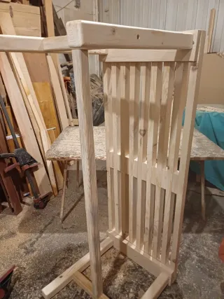 Banco grande de madera