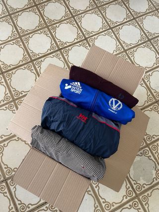 Lote Ropa Vintage de marca segunda mano original