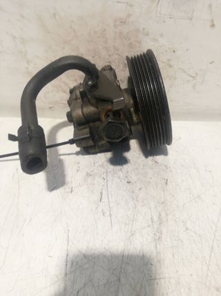 BOMBA SERVODIRECCION HYUNDAI TRAJET (FO)
