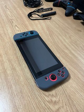 Nintendo Switch con mando y accesorios