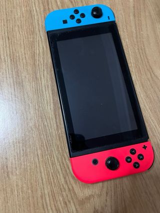 Nintendo Switch con mando y accesorios