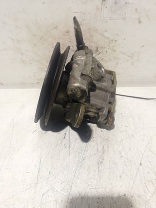 BOMBA SERVODIRECCION NISSAN TRADE