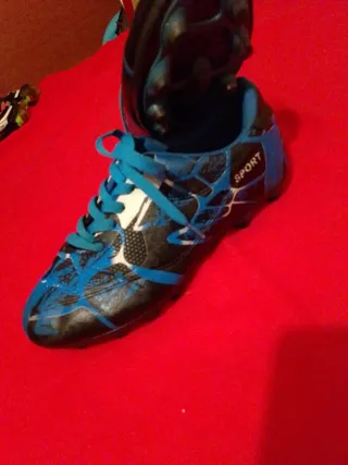 Zapatos de fútbol césped talla 39